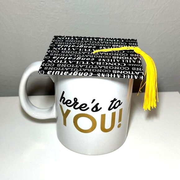 5/$25 Room Essentials Graduation Graduate Mug Here's to You! NEW - Picture 2 of 4